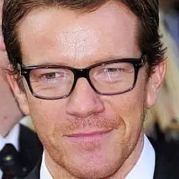 Max Beesley net worth
