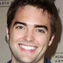 Drew Tyler Bell net worth