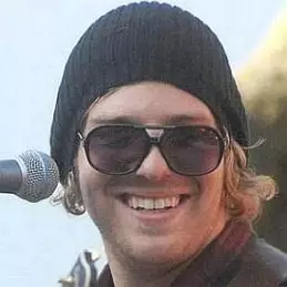 Andrew Belle net worth