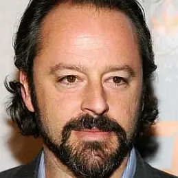 Gil Bellows net worth