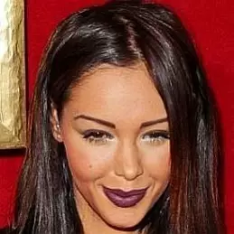 Nabilla Benattia net worth