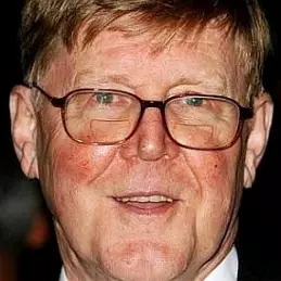 Alan Bennett net worth