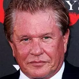 Tom Berenger net worth