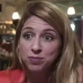 Florencia Bertotti net worth