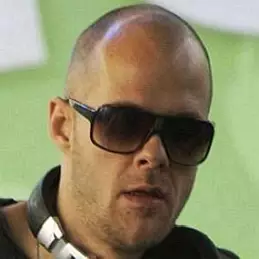 Adam Beyer net worth