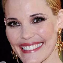 Leslie Bibb net worth