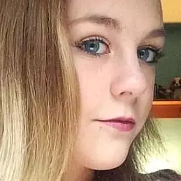 Molly Biers net worth