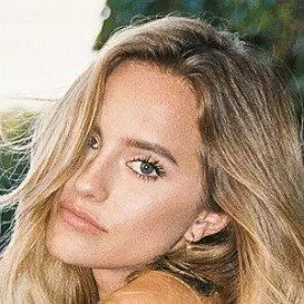 Valentina Bilbao net worth