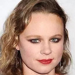 Thora Birch net worth