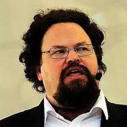 Edward Blom net worth