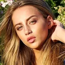 Erin Bloomer net worth