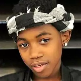 Jhacari Blunt net worth