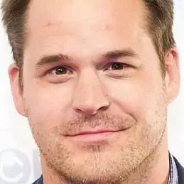 Kyle Bornheimer net worth