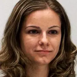 Julie Borowski net worth