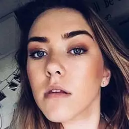 Kenzie Taylor Borowski net worth