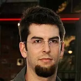 Rob Bourdon net worth