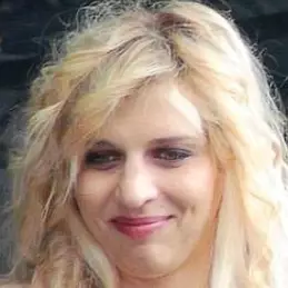 Amandine Bourgeois net worth