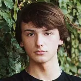 Jonah Bowling net worth