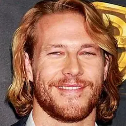 Luke Bracey net worth