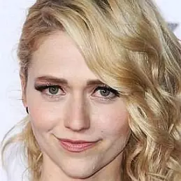 Johanna Braddy net worth