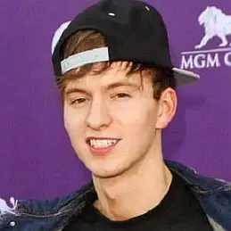 Dakota Bradley net worth