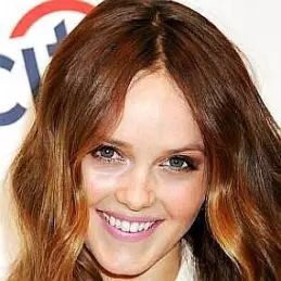 Rebecca Breeds net worth