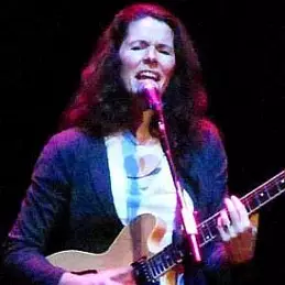 Edie Brickell net worth