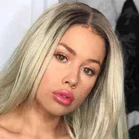 Liana Jade Brooker net worth