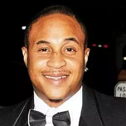 Orlando Brown net worth