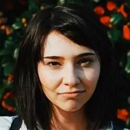 Savannah Brown net worth