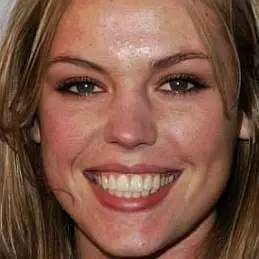 Agnes Bruckner net worth