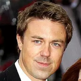 Andrew Buchan net worth