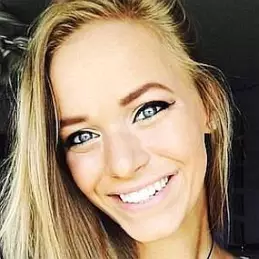 Sarah Burgett net worth