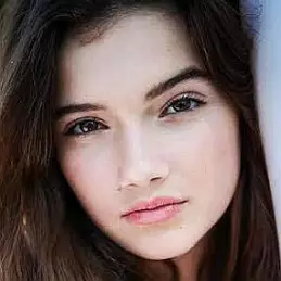 Alexis Jayde Burnett net worth