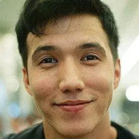 Aaron Burriss net worth