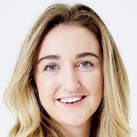 Holly Burt net worth