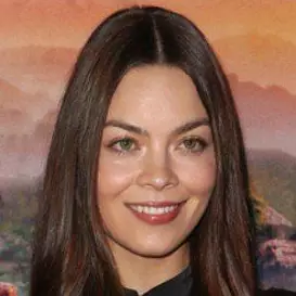 Scarlett Byrne net worth
