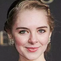 Darcy Rose Byrnes net worth