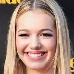 Sadie Calvano net worth