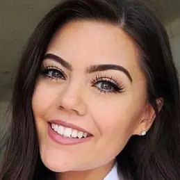 Emily Canham net worth