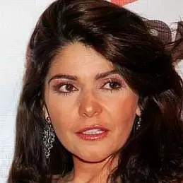 Itati Cantoral net worth