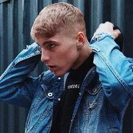 Elliott Cantwell net worth