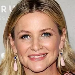Jessica Capshaw net worth