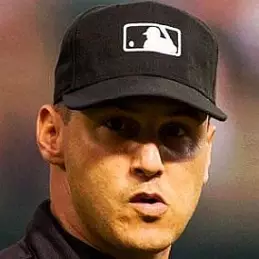 Vic Carapazza net worth