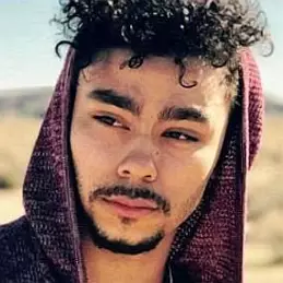 Julian Ray Carmolinga net worth