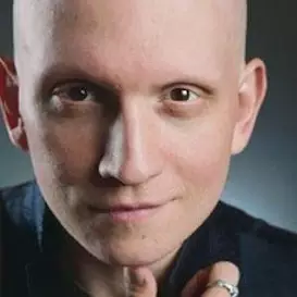 Anthony Carrigan net worth