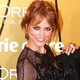 Alba Carrillo net worth