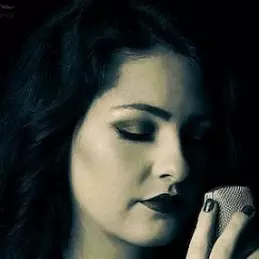 Aine Carroll net worth