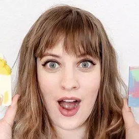 Katie Carson net worth