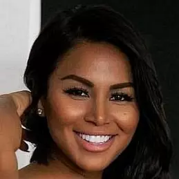 Dolly Castro net worth